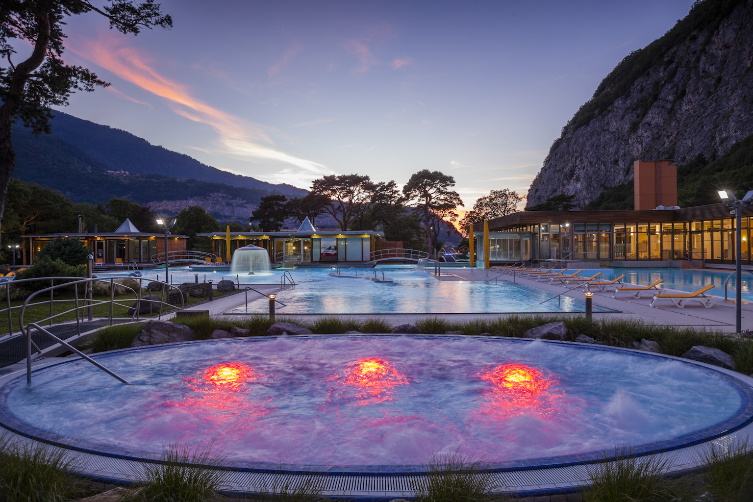bains-thermaux-et-spa-eclaires
